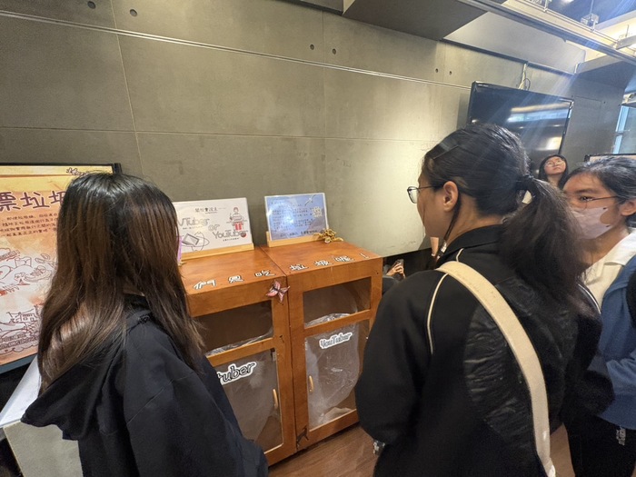 生服科系專題展覽圖片